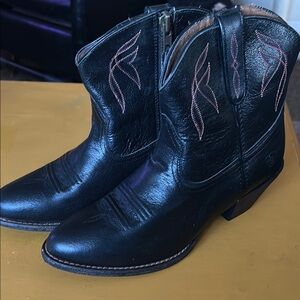 Ariat Darlin Black Leather Western Ankle Boots